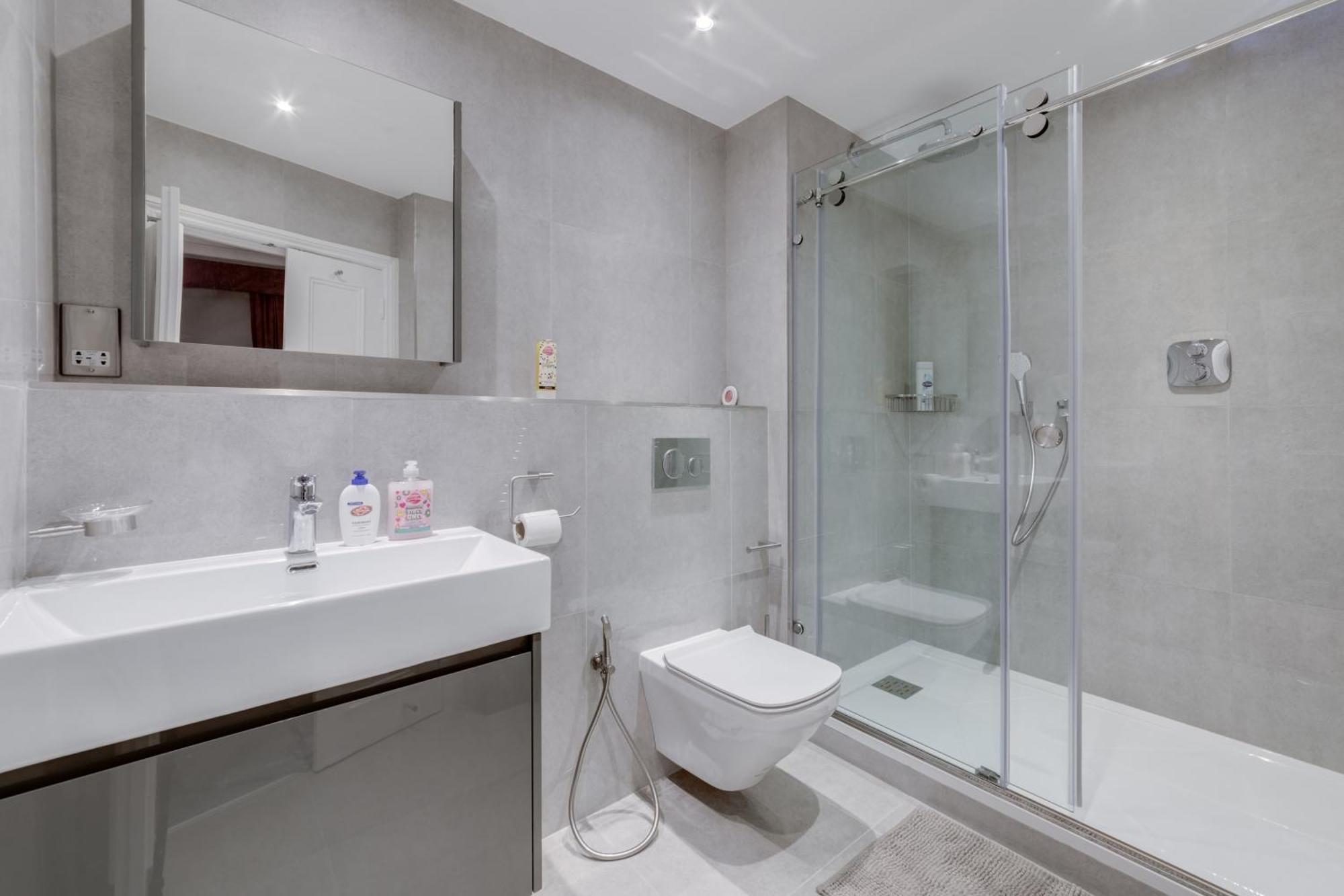 Luxury London 3 Bedroom Duplex With Pool Table - 4Hs エクステリア 写真