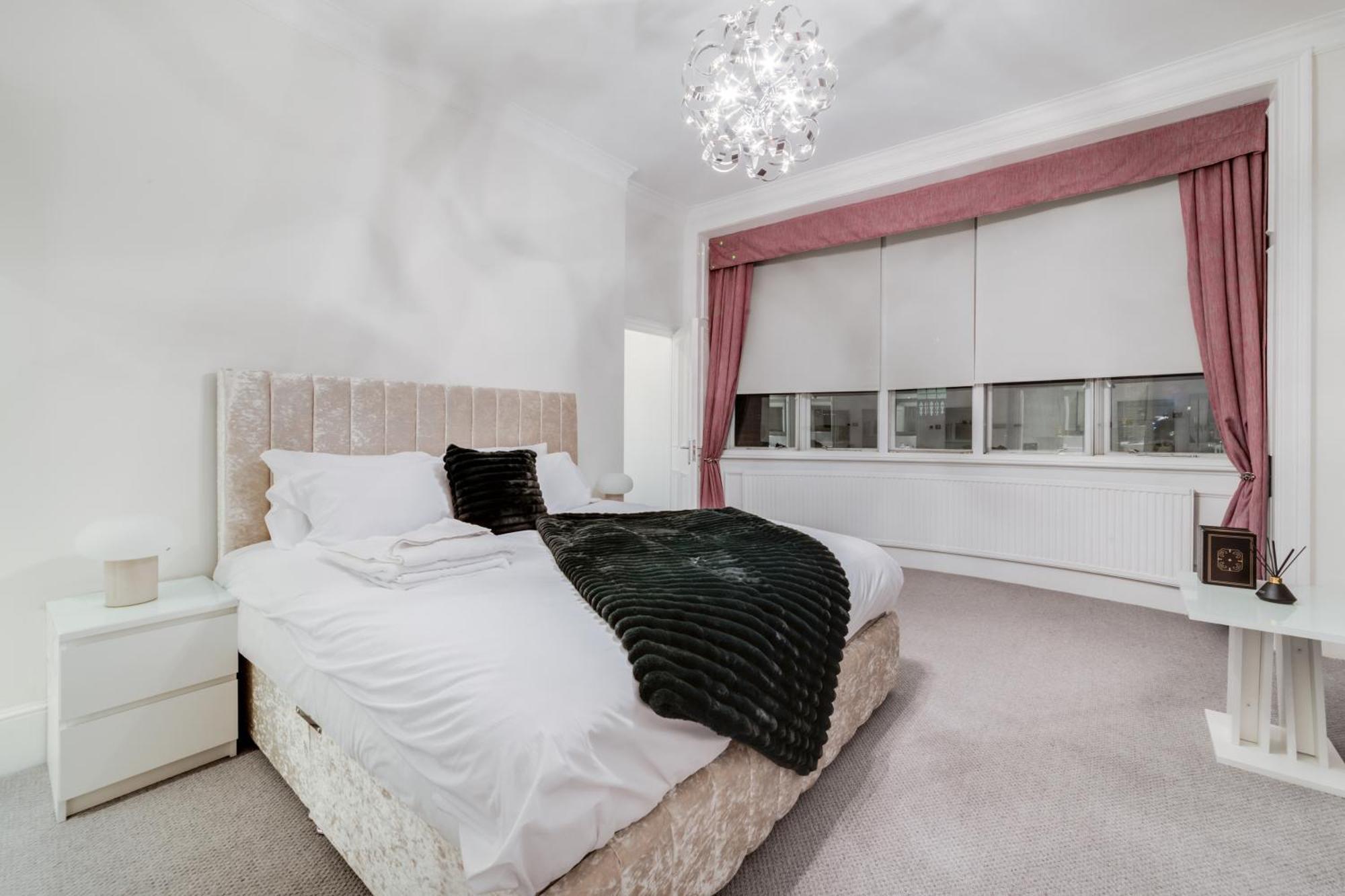 Luxury London 3 Bedroom Duplex With Pool Table - 4Hs エクステリア 写真