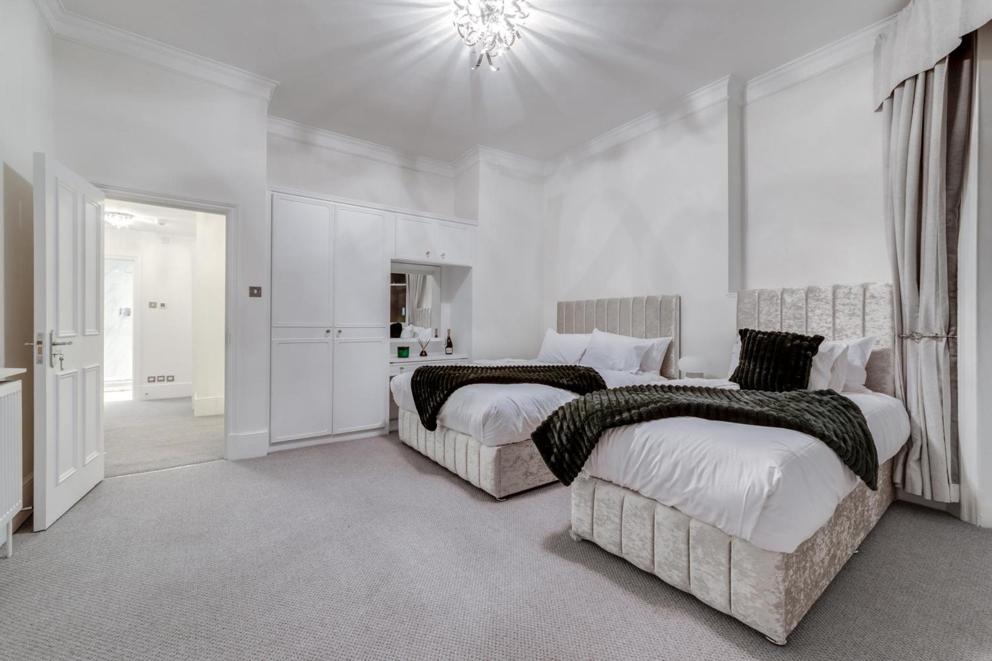 Luxury London 3 Bedroom Duplex With Pool Table - 4Hs エクステリア 写真