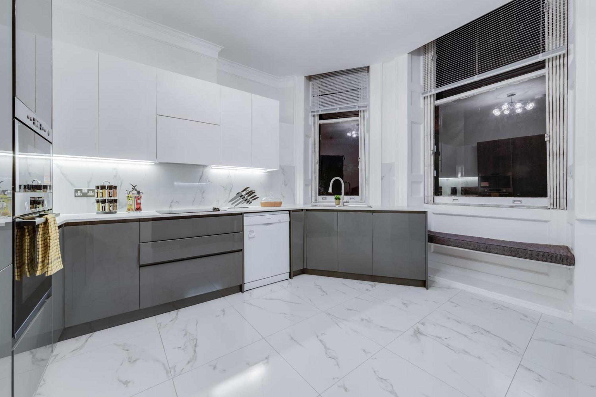 Luxury London 3 Bedroom Duplex With Pool Table - 4Hs エクステリア 写真