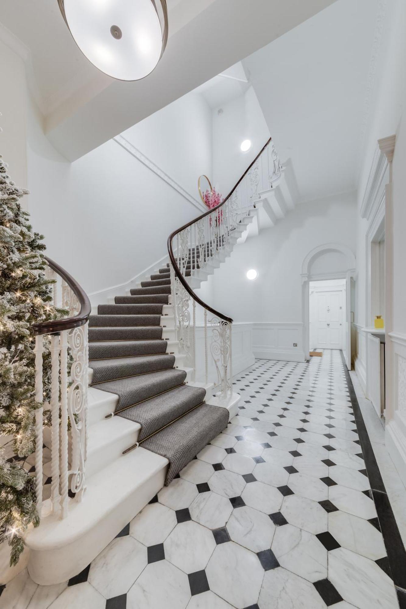 Luxury London 3 Bedroom Duplex With Pool Table - 4Hs エクステリア 写真