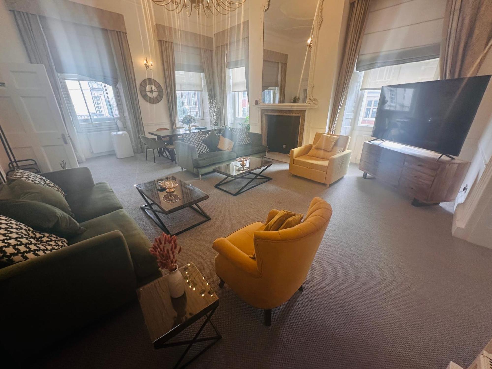 Luxury London 3 Bedroom Duplex With Pool Table - 4Hs エクステリア 写真
